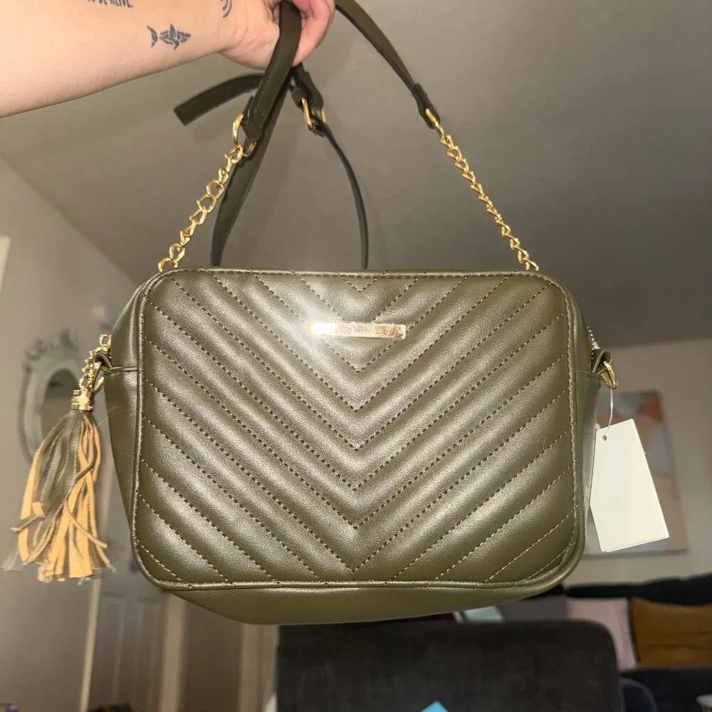 VEGAN EST 2005 NWT SMALL CROSSBODY RECTANGLE PURSE